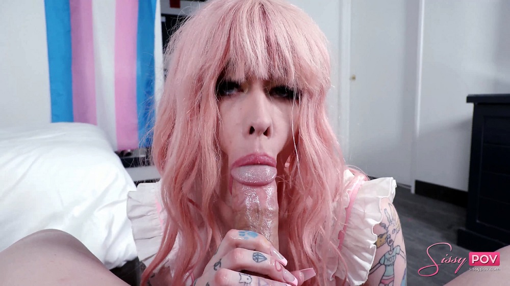 Harlee Chanel Incredible Tattooed Sissy Maid Blows You Away  [UltraHD/4K 2160P]